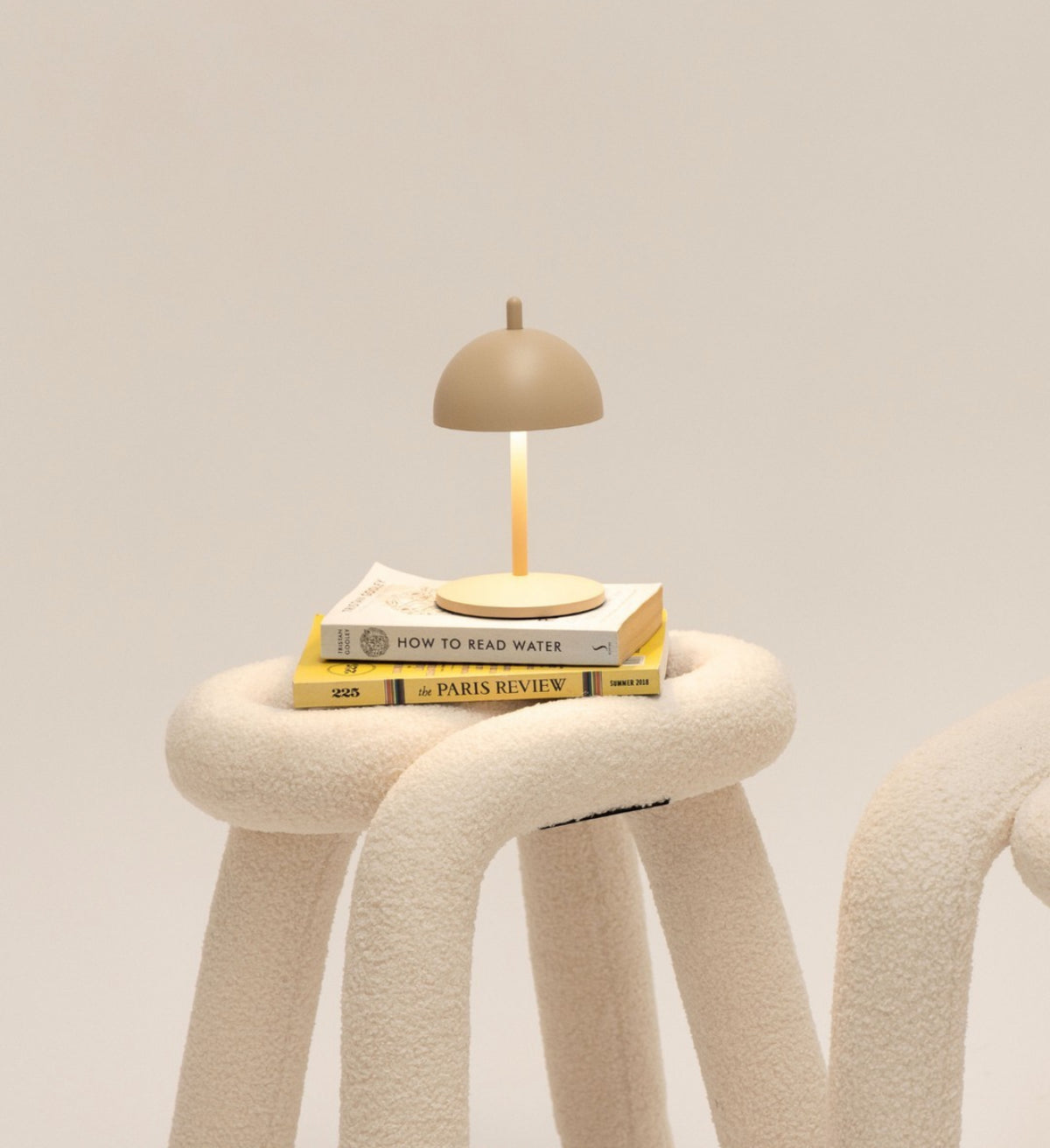 Twist Boucle stool