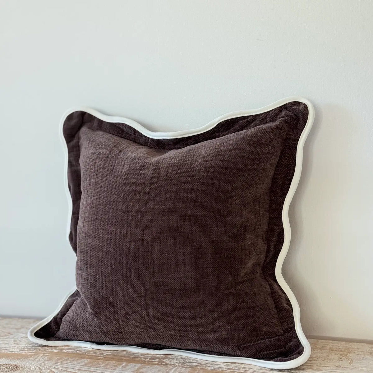 Chloe dark brown scalloped