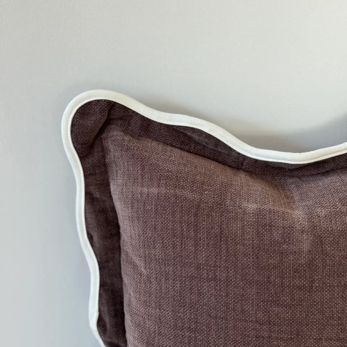 Chloe dark brown scalloped