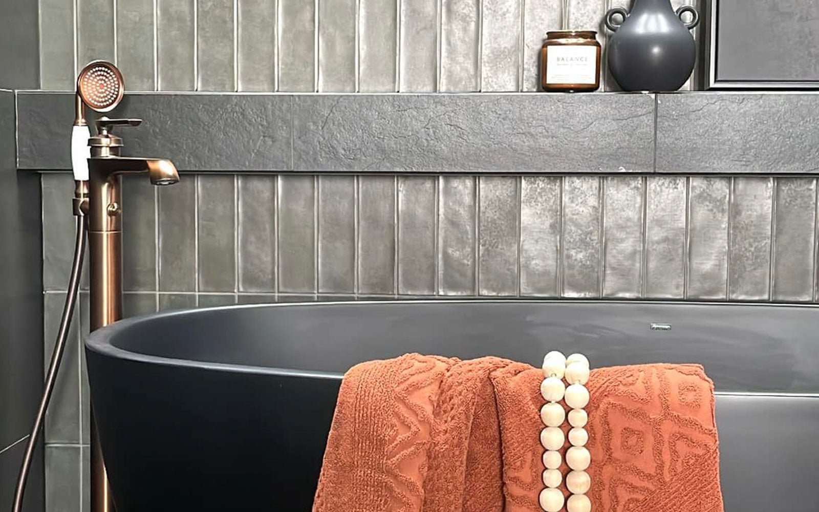 Interior Design | Donna Hydes Design, Taupo New Zealand. Update furnishings, window treatment, curtains, styling